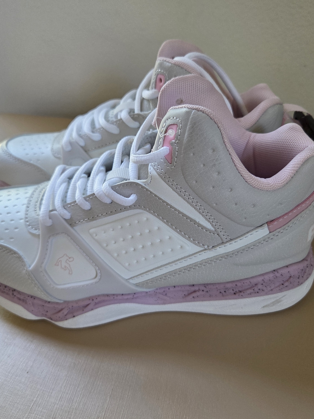 And1 White and Light Pink Kids' Sneakers Size 5 Youth Girls